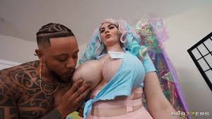 Melztube porn Student Deepthroats Before She Goes Back To sch